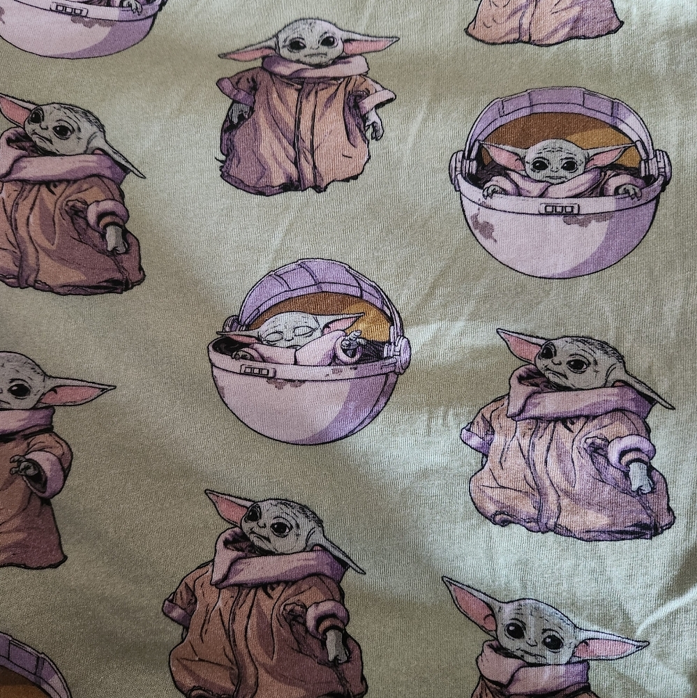 Grogu Baby Yoda Mandalorian Star Wars Graphic T-Shirt Large By Cakeworthy